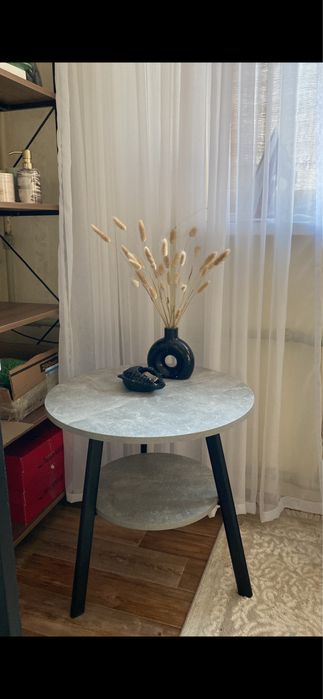 Продаю Стол журнальный