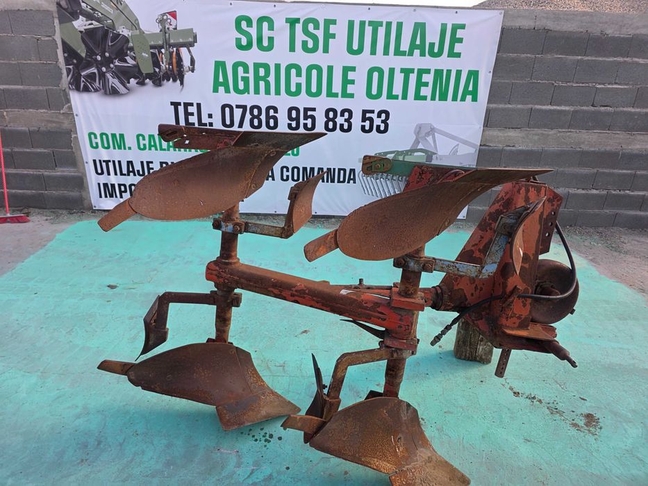 Plug Eicher reversibil  hidraulic cu 2 brazde