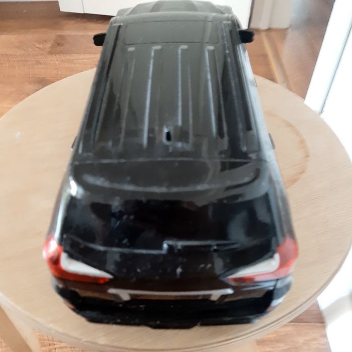 Продам детскую машинку