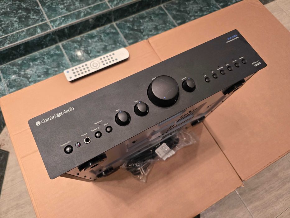 Amplificator Cambridge Audio Azur A640 V2 integrated Amplifier (UK)