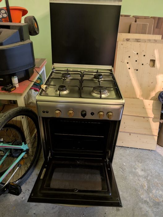 Cuptor bucătărie delonghi