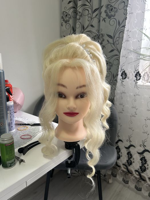 Cap manechin blond pentru coafat