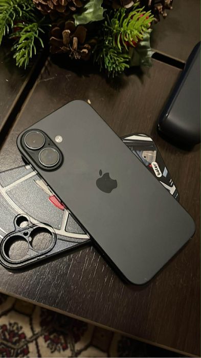 Iphone 16 чисто нов