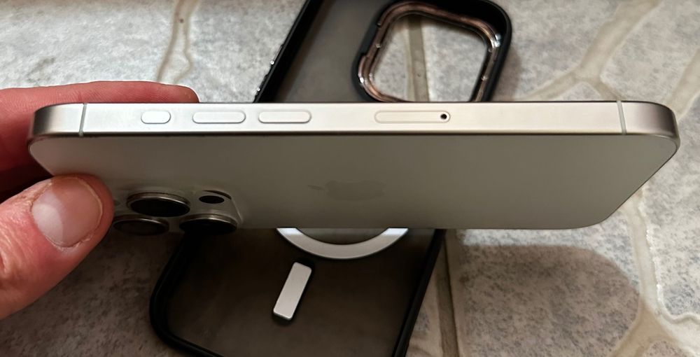 iPhone 15 Pro 256GB Alb