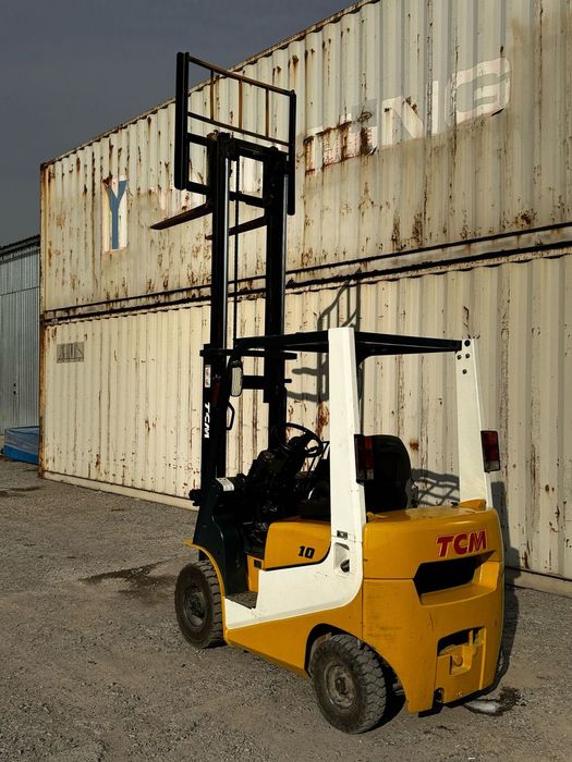 Вилочный погрузчик