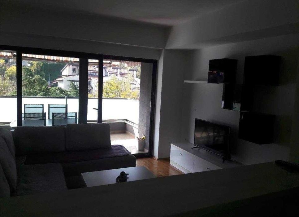 Дава се под наем Двустаен апартамент в Пловдив, Старият град - 59 кв.м за 285.6 € - Снимка #2