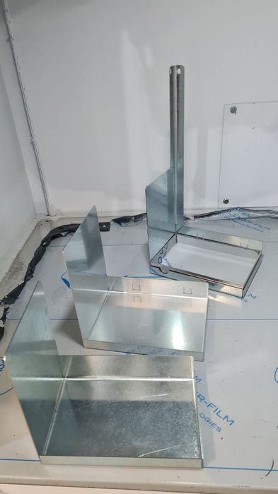 Вендинг Zanussi ( зануси ) Решетка,дъно, вратичка за спацио, астро