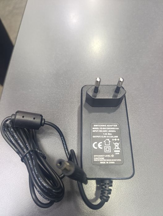 12 v 3 a,4 a ,5 a original  Adapter(36w)mi monitor