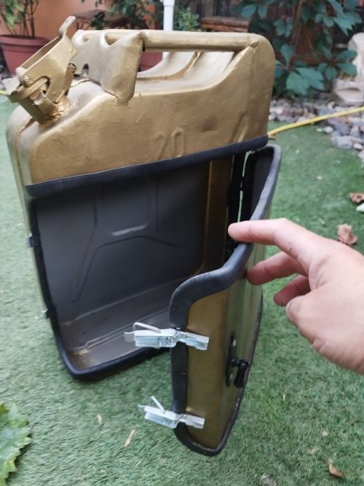 Стара туба направена на бар за алкохол