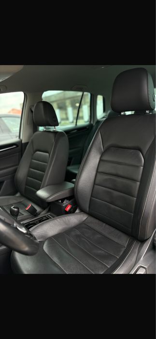 VW Golf Sportsvan 1.6 diesel 2015 | Full dotări | Xenon, piele, cameră