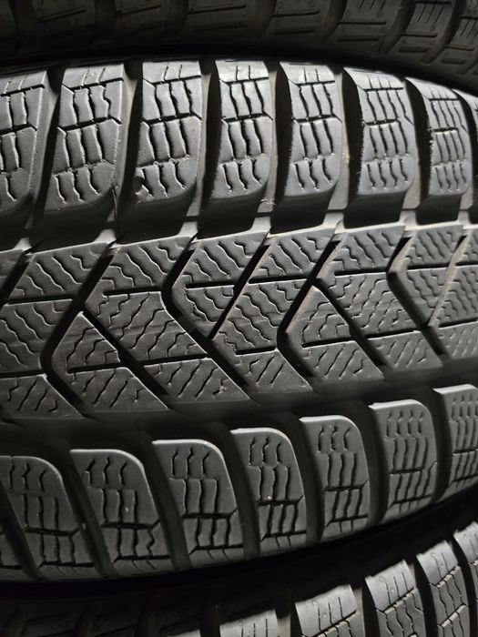 235 55 18 anvelope iarna Pirelli kia Hyundai audi nissan mercedes opel