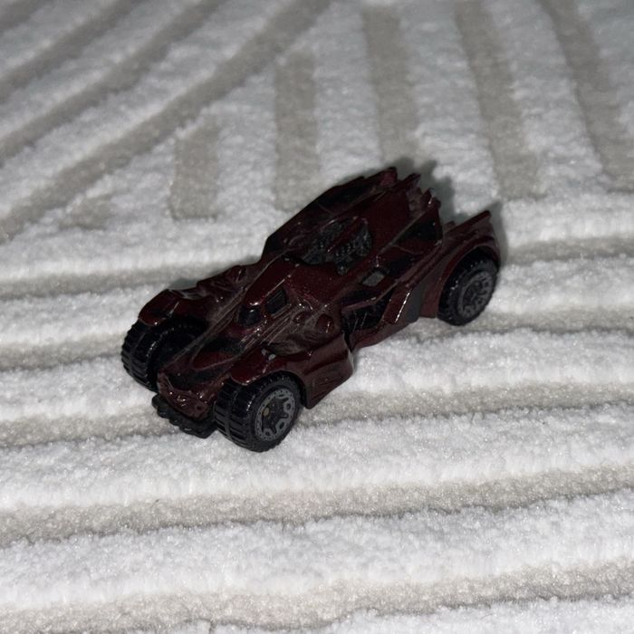 Hot Wheels Batman машинка
