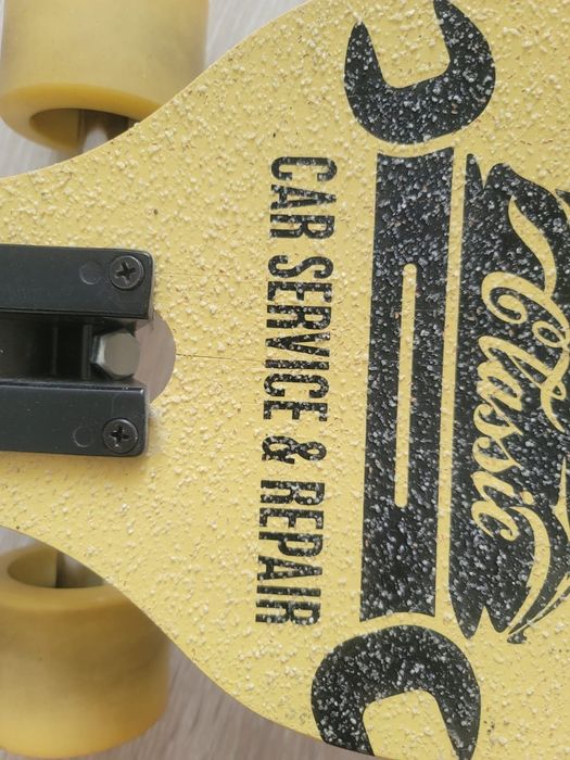 Продам скейт с чехлом