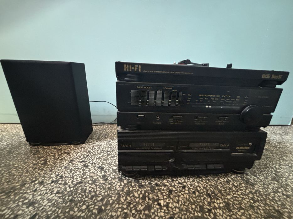 Ретро аудио система RADIOLA модел RMP9830.Цена в Евро!