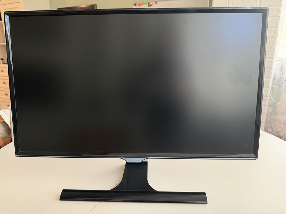 Монитор Samsung S27E390H