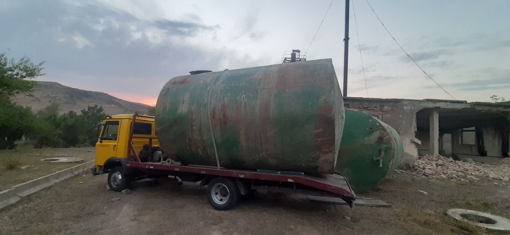 Ёмкость Цистерна Бочка бор 25тонали состоянияси яхши  4м инига 2.80