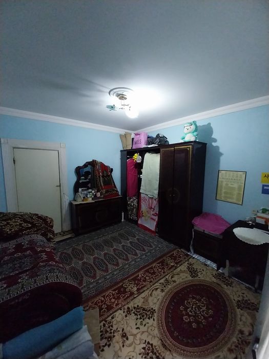 Уй сотилади.  Продаётся 3х комнатная квартира