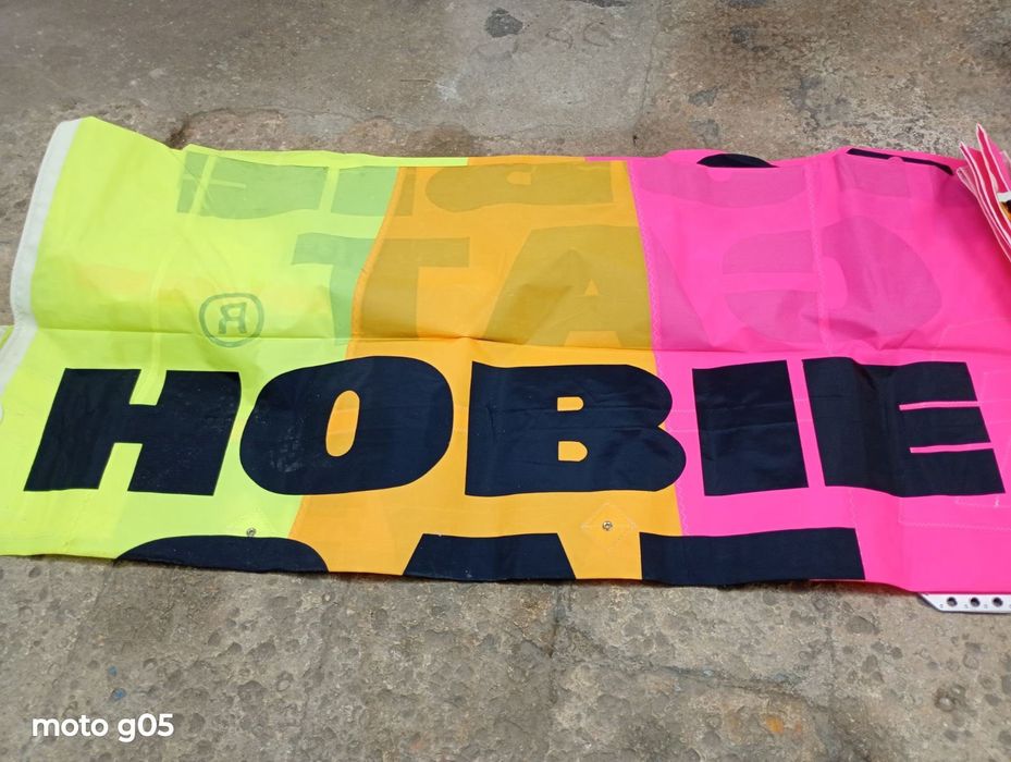 Платно за катамаран