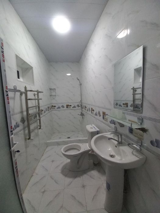 Hovli sotiladi. O'zimniki