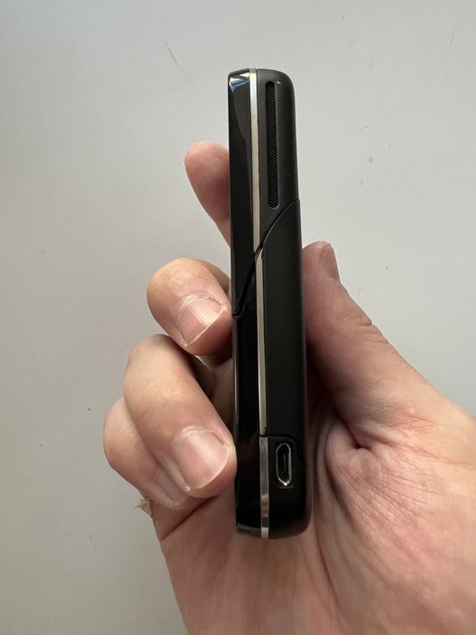 Nokia 8600 luna черный