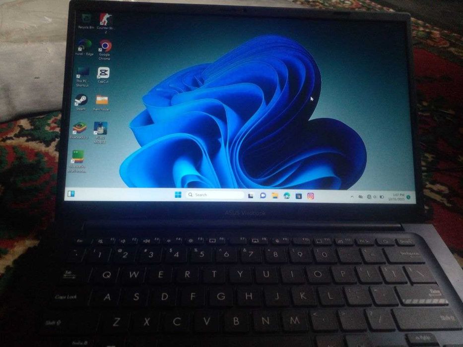 ASUS Vivobook core i3