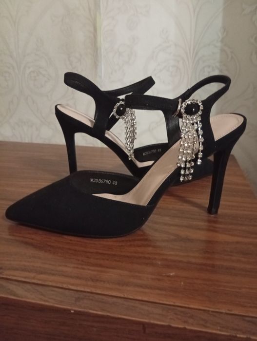 Продаю туфли,новые.