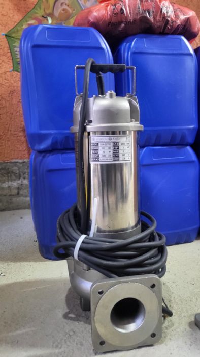 Погружной дренажный  канализационный насос марки Stairs for E