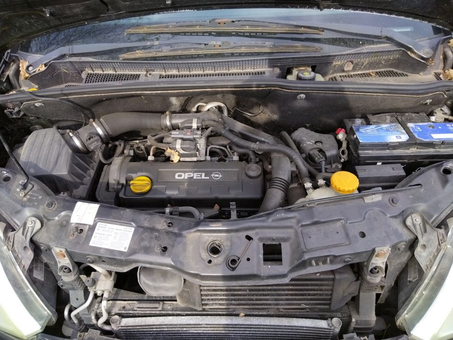 На части Опел Мерива 1.7