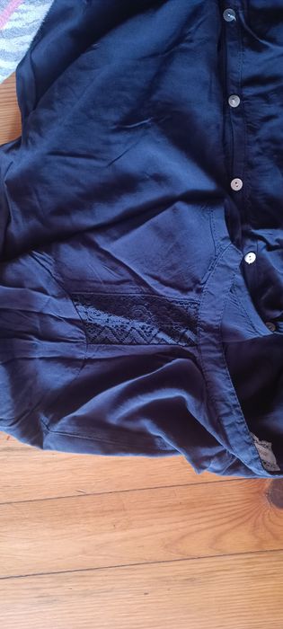 Дамска риза 7 €.