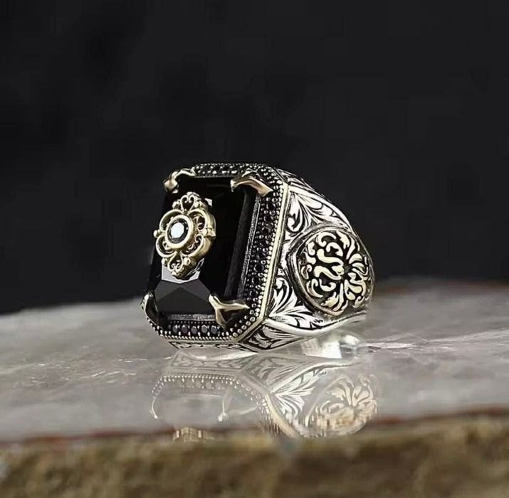 Луксозни мъжки пръстени