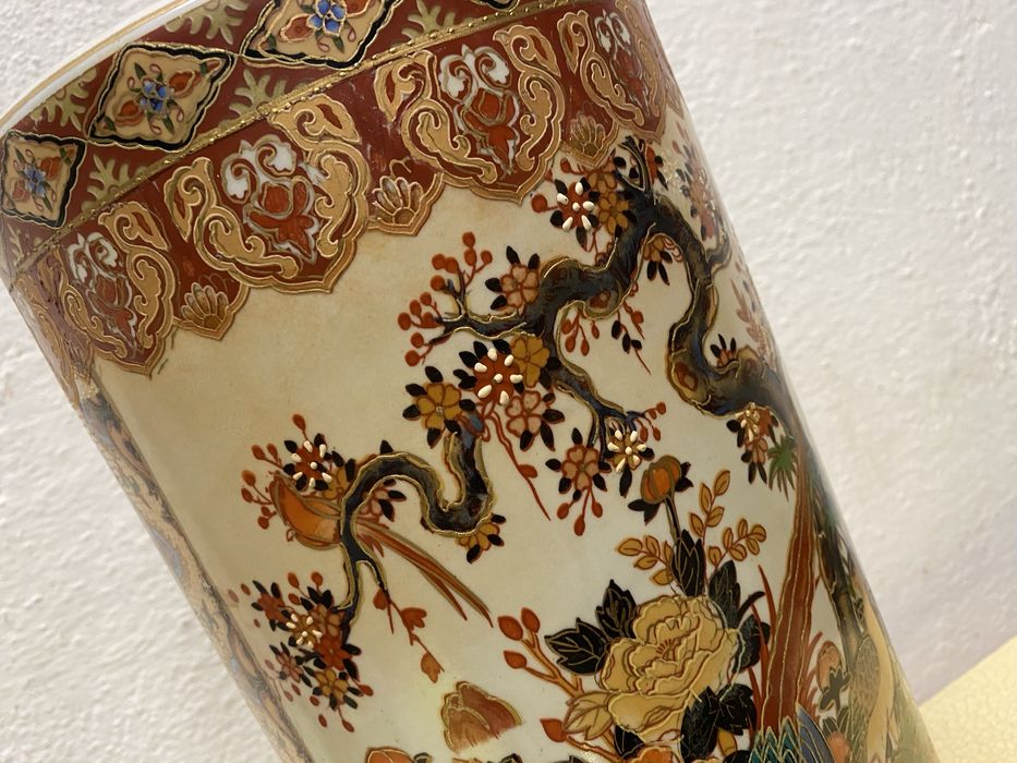 Голяма китайска ваза от порцелан