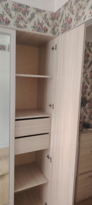 Полдам шкаф новый