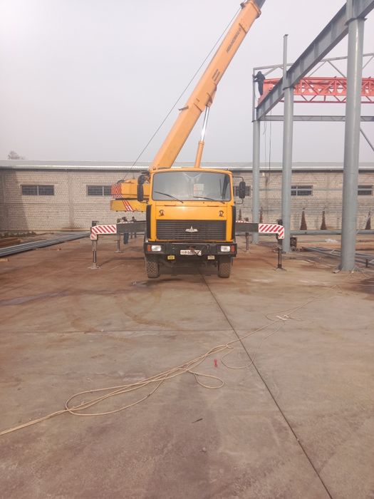 Автокран хизмати 25 тон 31 метр