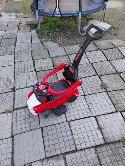 Детска кола за бутане-babycar