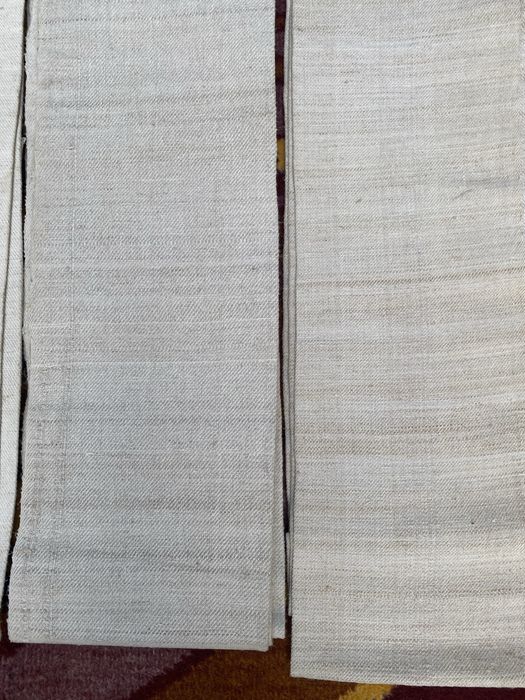 Pinza de casa tesuta in starive