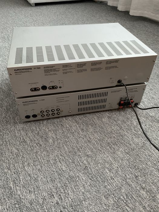Casetofon Deck GRUNDIG CF7500 Hi-Fi si Statie Amplificator GRUNDIG V7500 Hi-Fi - Ambele necesita reparatii.