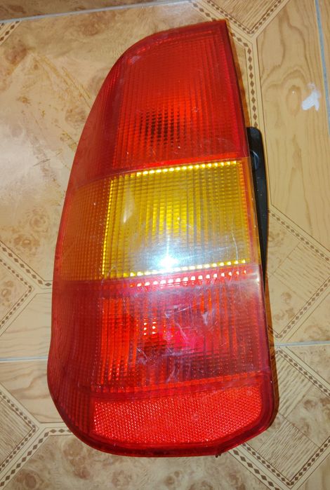 Заден ляв стоп Митсубиши 1999 - 2001. Mitsubishi.