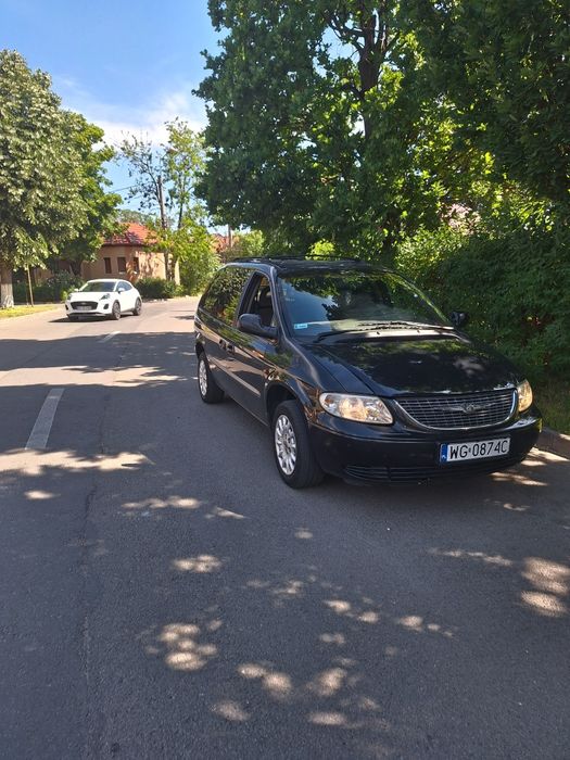 Vand sau schimb Chrysler Voyager
