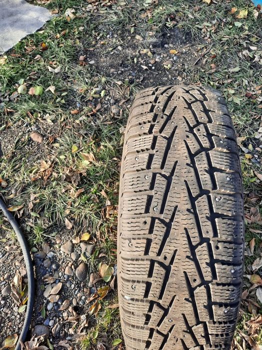 б/у шины в отличном состояний