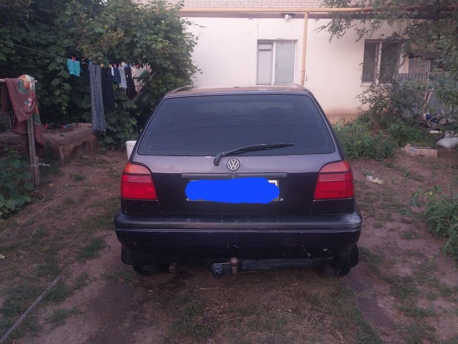 Продам гольф 3 1,8