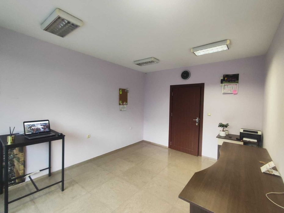 Дава се под наем Офис в Варна, Операта - 22 кв.м за 254.49 € - Снимка #2