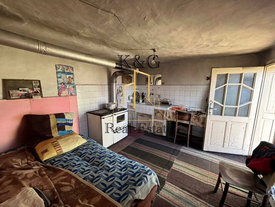 Продава се Къща в с. Дряновец, Област Разград - 50 кв.м за 378 €/кв.м - Снимка #4