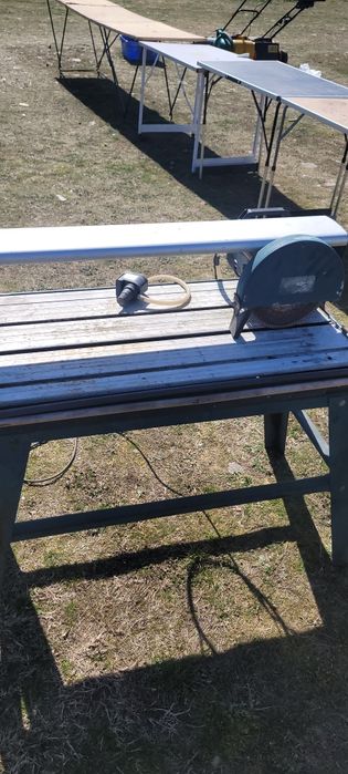 Mașină de tăiat marmură, gresie,pavaje,țiglă cu apă