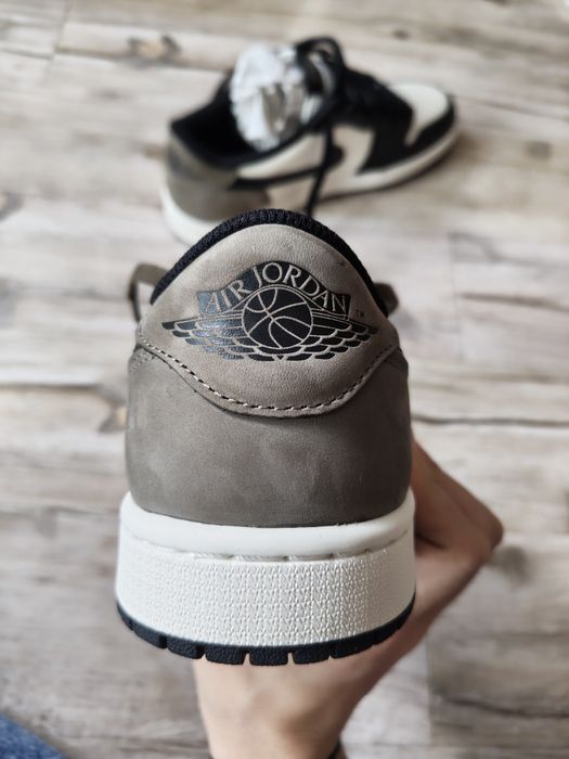 ! ULTIMA PERECHE ! - Jordan 1 OG mocha 42, 2 perechi de sireturi, nou nouti