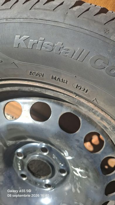 Vând set roți Volkswagen Tiguan 215/65/R16