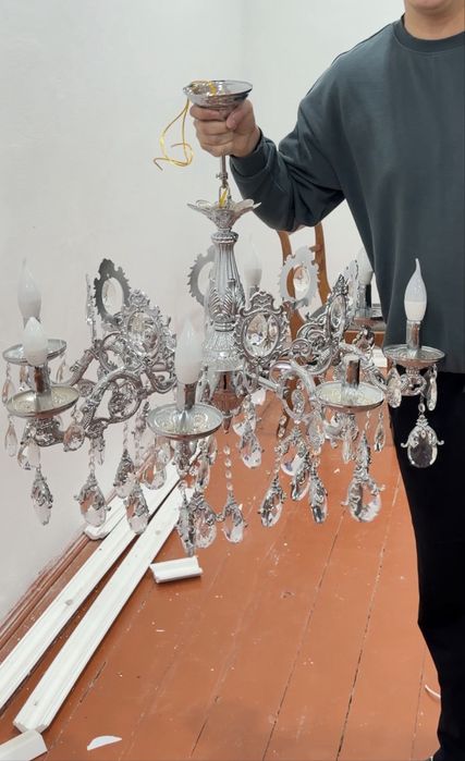 Люстра в зал с лампами