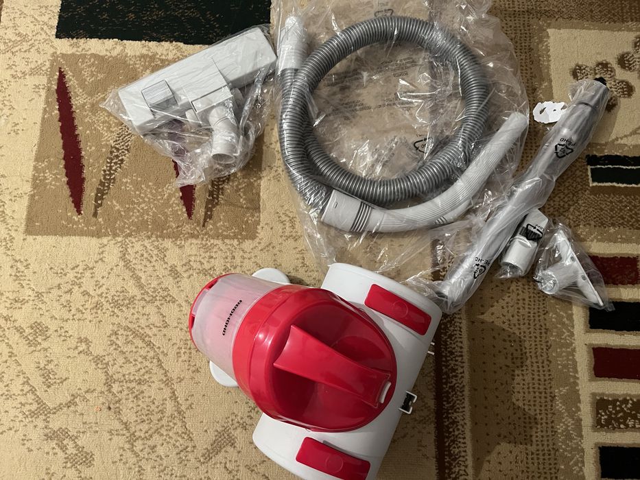 Пылесос Redmond