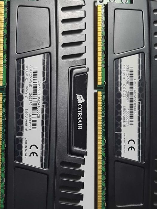 Piese PC funcționale: i5-4670K, 16GB DDR3 Corsair, DDR4 8GB