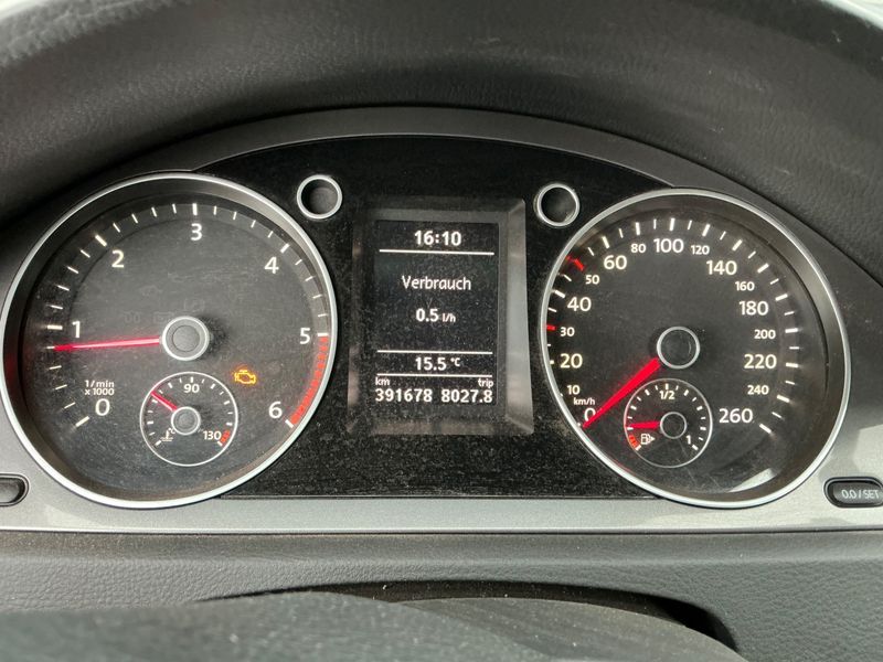 Volkswagen Passat 2.0 TDI Trendline 2010