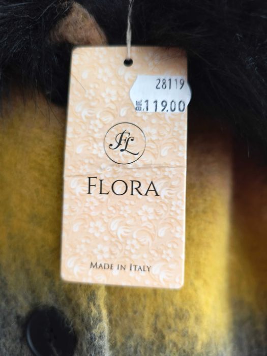 Продавам красиво дамско палто- есен -зима